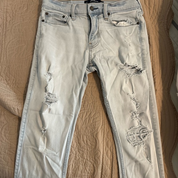 Hollister Men’s Distressed Jeans - Picture 1 of 4